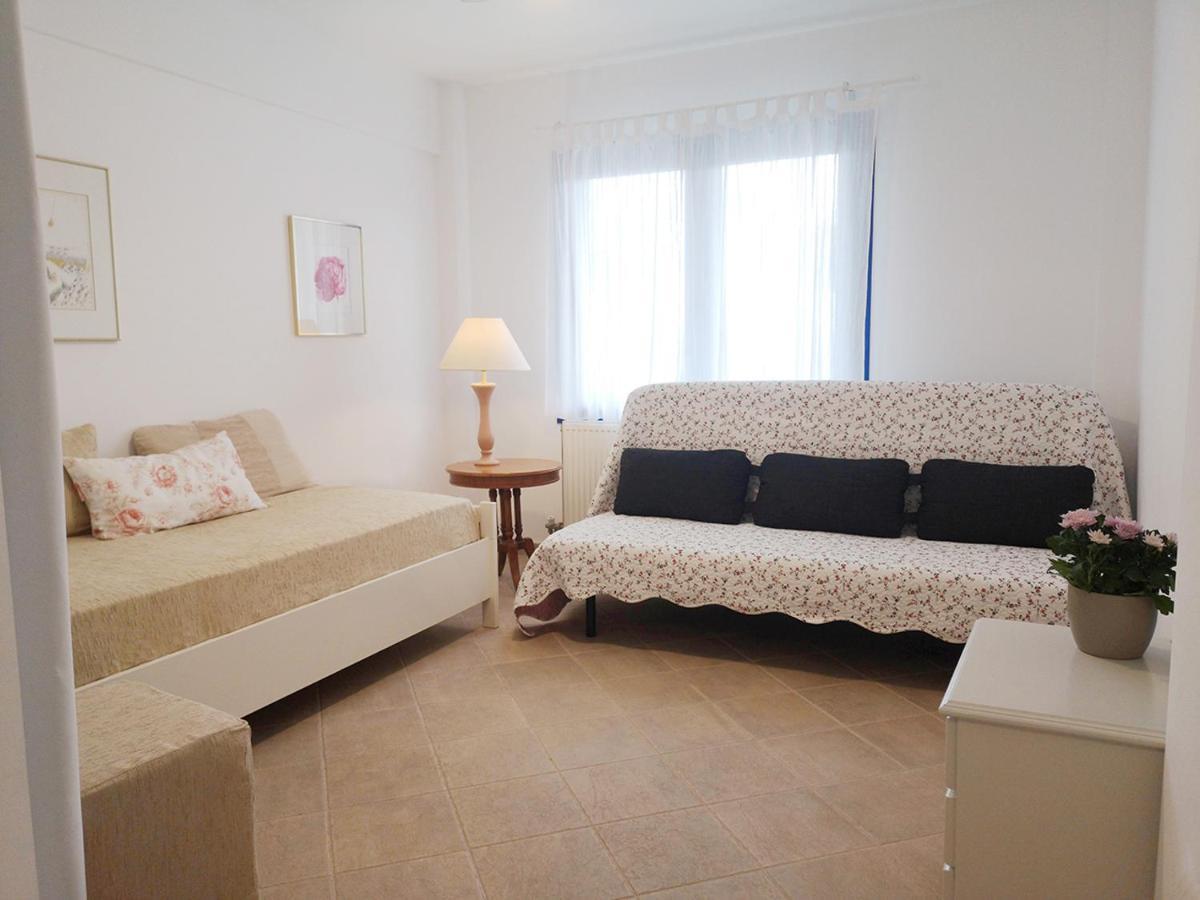 Olive Bay Hilltop Holiday home *